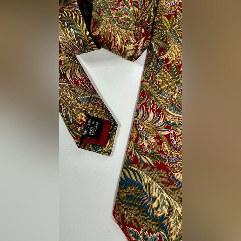 Very Good Condition Burberry Neck Tie - Picture 2 of 6